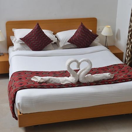 Sunkissed Plaza Hotel Calangute Buitenkant foto