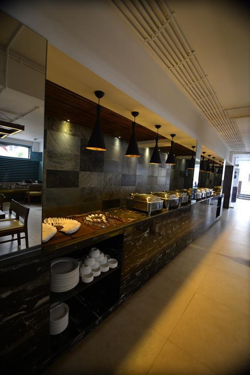 Sunkissed Plaza Hotel Calangute Buitenkant foto
