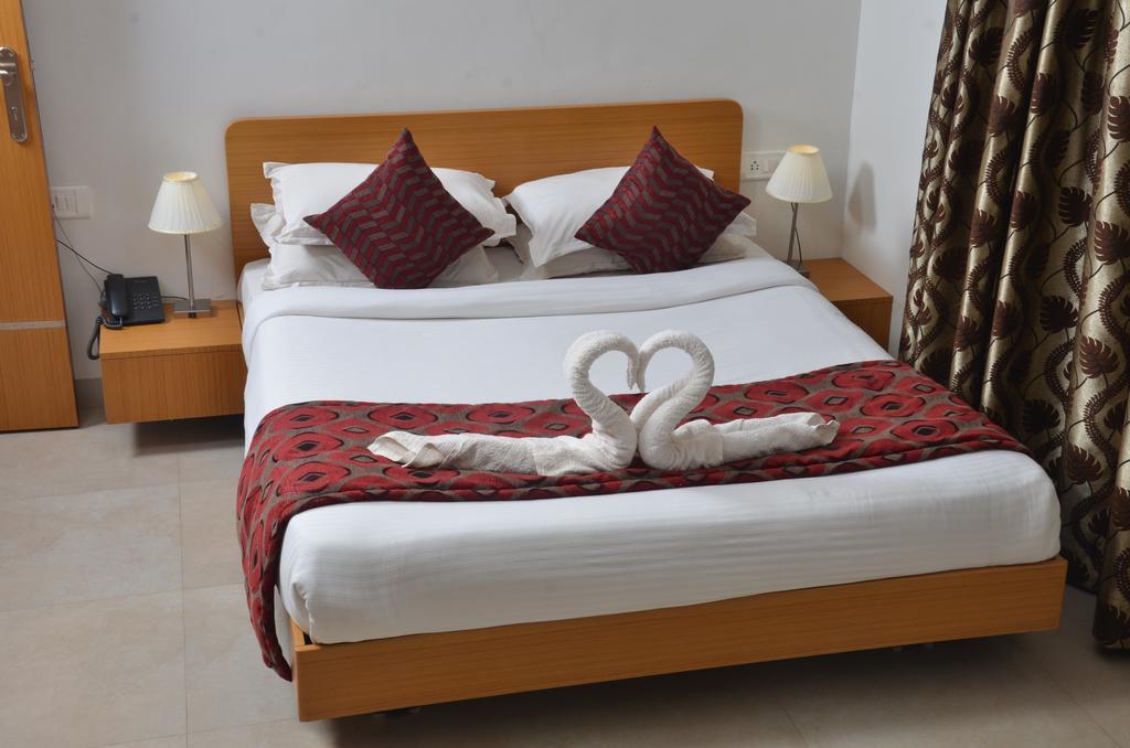 Sunkissed Plaza Hotel Calangute Buitenkant foto