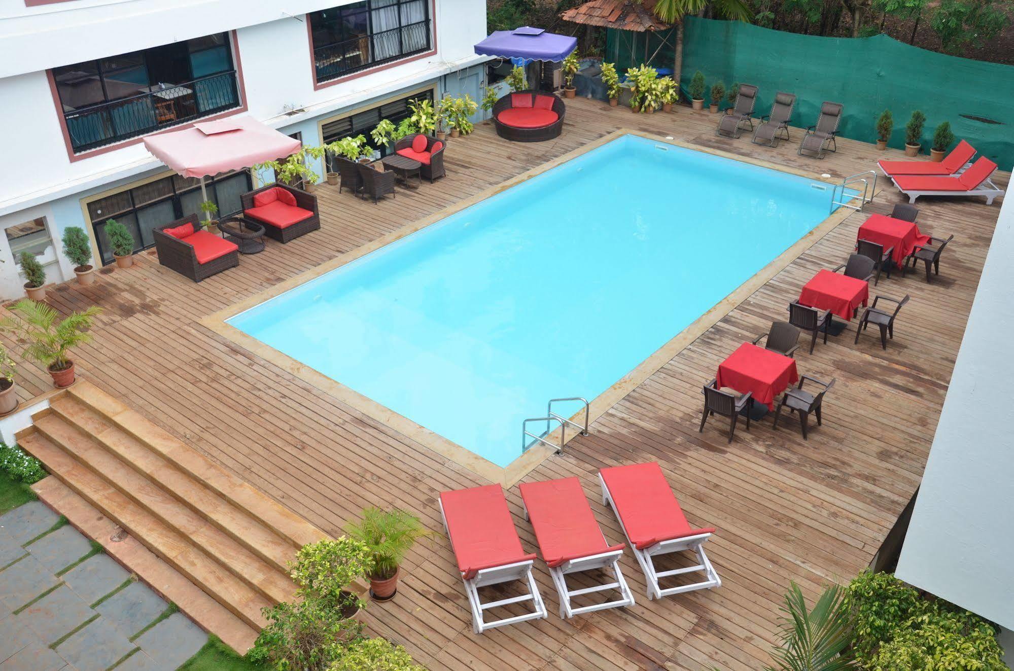 Sunkissed Plaza Hotel Calangute Buitenkant foto